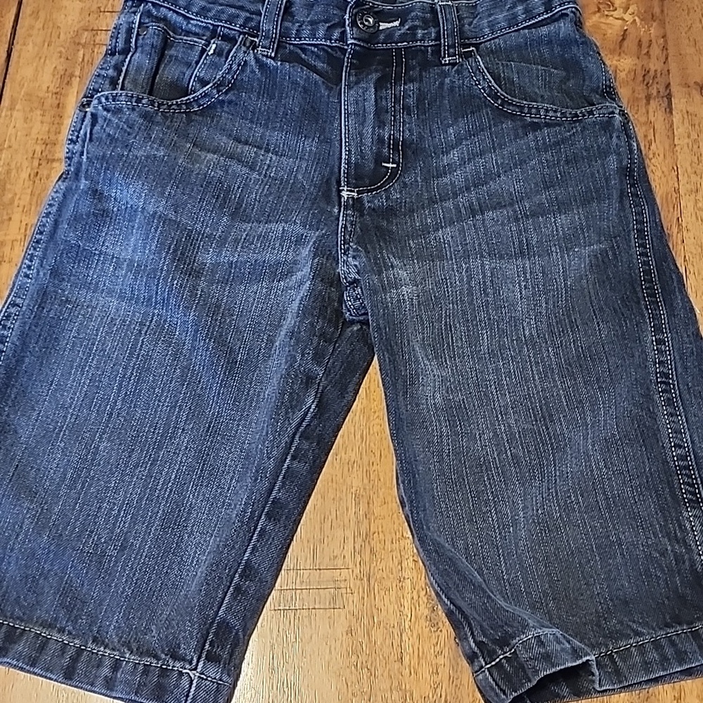 WRANGLER SZ 8 JEAN SHORTS